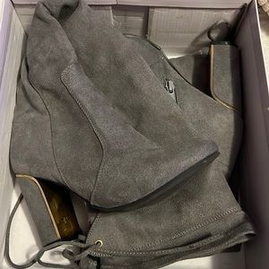 Knee high fashion nova boots size 7 never worn